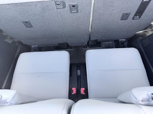 Photo of 2023 Eminent White Pearl Lexus GX 460