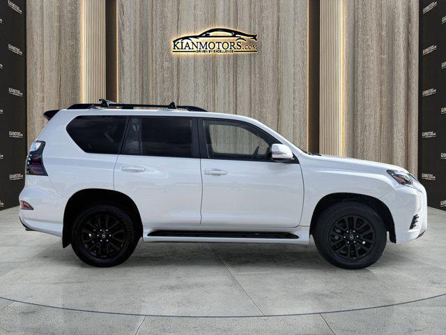 Photo of 2023 Eminent White Pearl Lexus GX 460