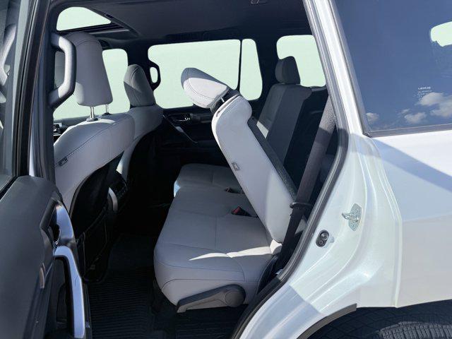 Photo of 2023 Eminent White Pearl Lexus GX 460