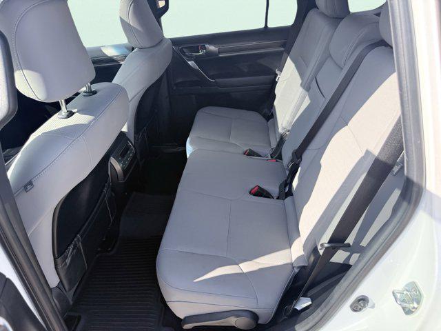 Photo of 2023 Eminent White Pearl Lexus GX 460