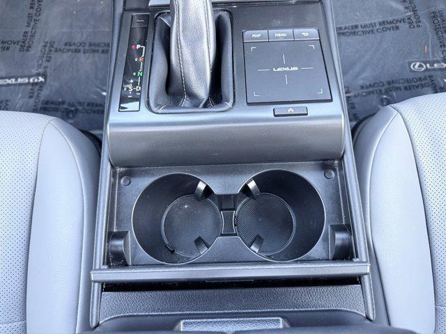 Photo of 2023 Eminent White Pearl Lexus GX 460