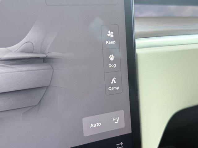 Photo of 2023 Midnight Silver Meta Tesla Model X
