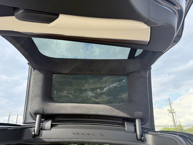 Photo of 2023 Midnight Silver Meta Tesla Model X