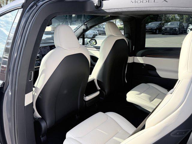 Photo of 2023 Midnight Silver Meta Tesla Model X
