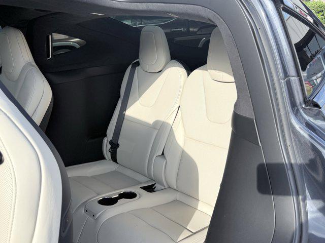Photo of 2023 Midnight Silver Meta Tesla Model X