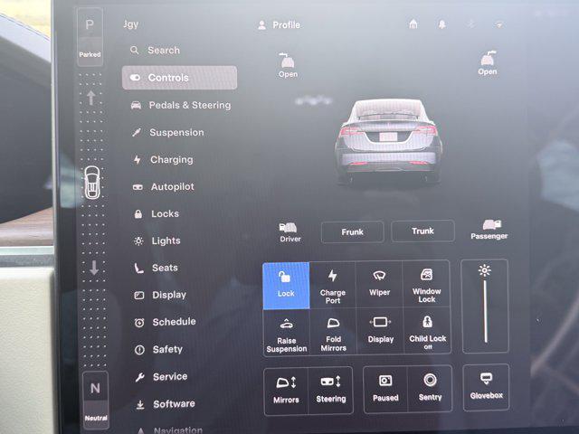 Photo of 2023 Midnight Silver Meta Tesla Model X