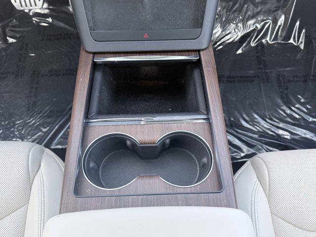 Photo of 2023 Midnight Silver Meta Tesla Model X