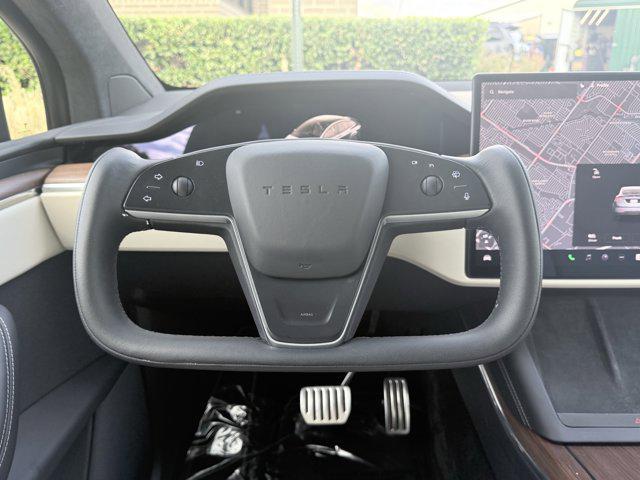 Photo of 2023 Midnight Silver Meta Tesla Model X