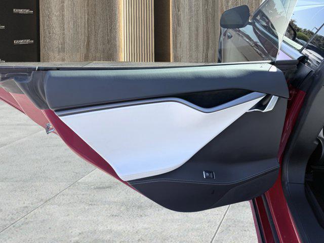 Photo of 2020 Red Multi-Coat Tesla Model S