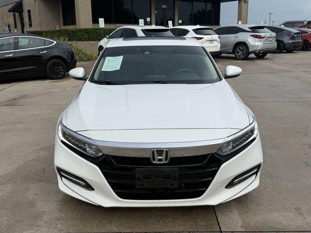 Photo of 2019 Platinum White Pearl Honda Accord Hybrid