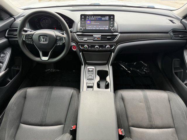 Photo of 2019 Platinum White Pearl Honda Accord Hybrid