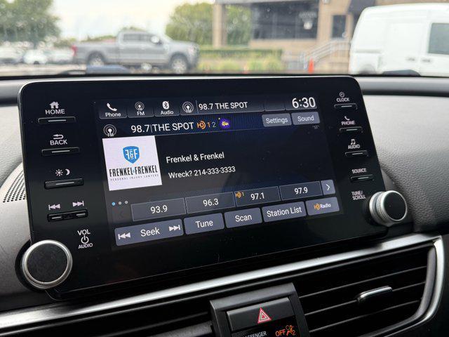 Photo of 2019 Platinum White Pearl Honda Accord Hybrid