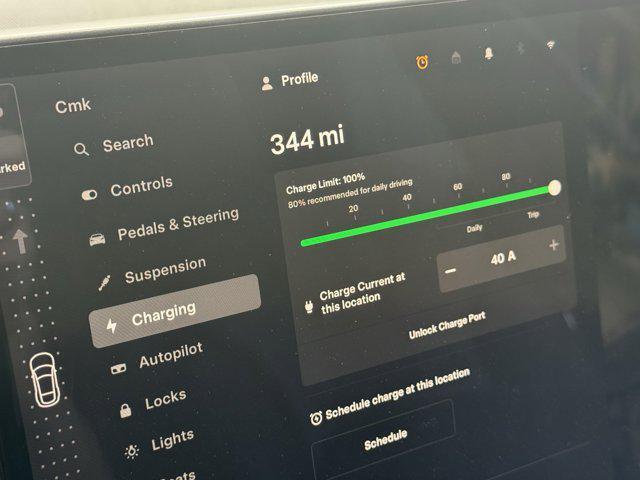 Photo of 2022 Solid Black Tesla Model S