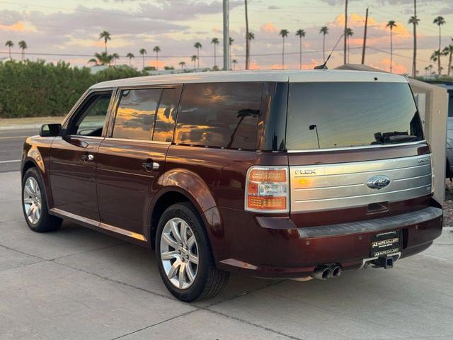 Photo of 2009 Maroon Ford Flex