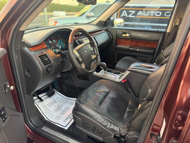 Photo of 2009 Maroon Ford Flex