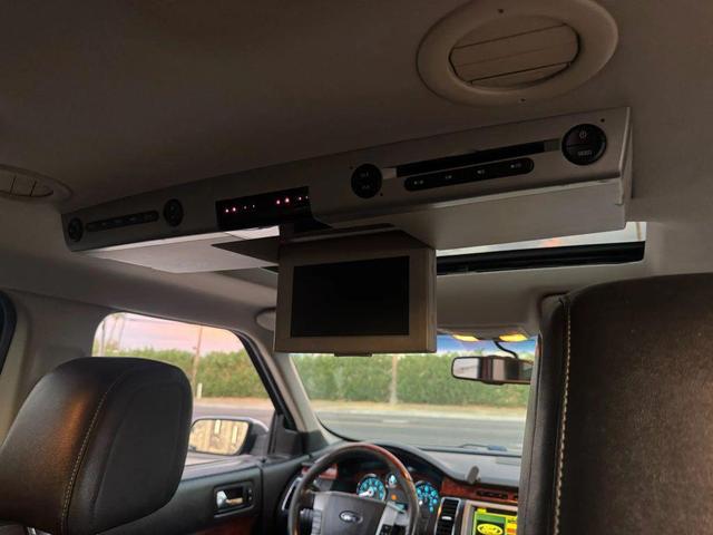 Photo of 2009 Maroon Ford Flex