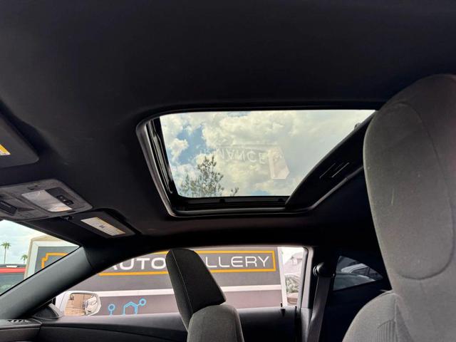 Photo of 2015 Summit White Chevrolet Camaro