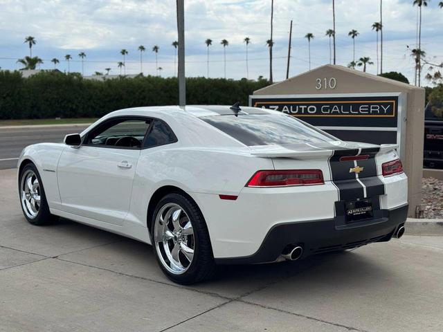 Photo of 2015 Summit White Chevrolet Camaro