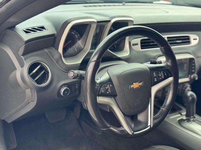 Photo of 2015 Summit White Chevrolet Camaro