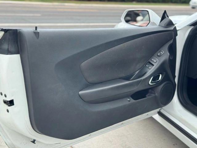 Photo of 2015 Summit White Chevrolet Camaro