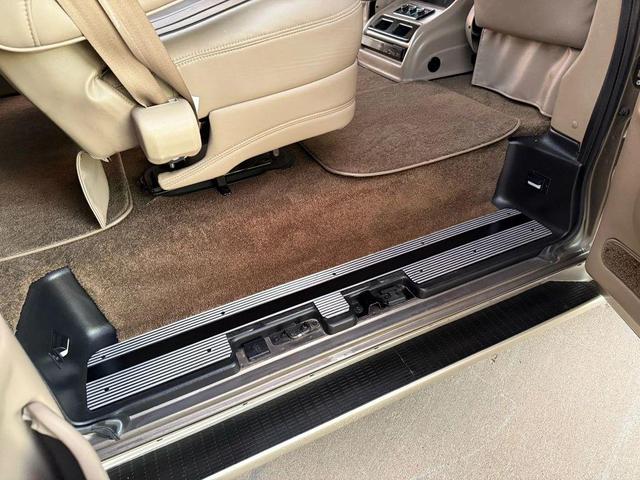 Photo of 2014 Tan Chevrolet Express 1500
