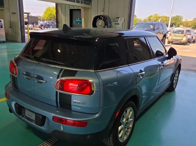 Photo of 2017 Blue MINI Clubman