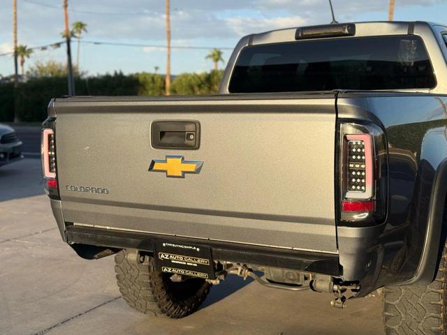 Photo of 2018 Gray Chevrolet Colorado