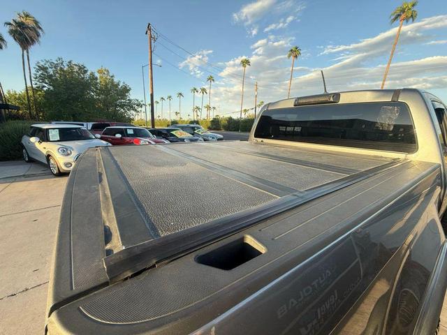 Photo of 2018 Gray Chevrolet Colorado
