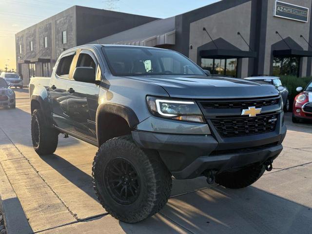 Photo of 2018 Gray Chevrolet Colorado