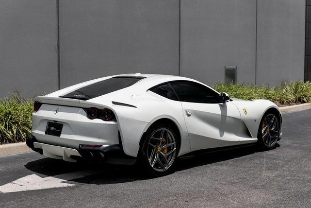 Photo of 2018 Bianco Avus Ferrari 812 Superfast