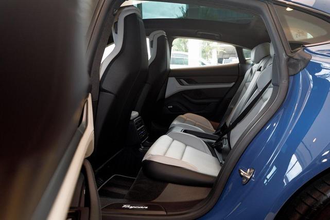 Photo of 2022 Blue Porsche Taycan