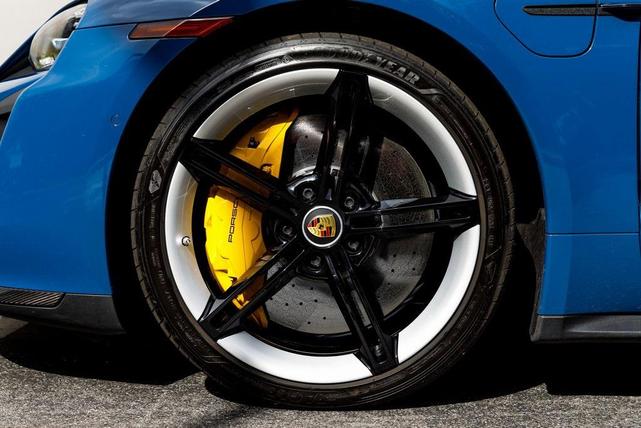 Photo of 2022 Blue Porsche Taycan