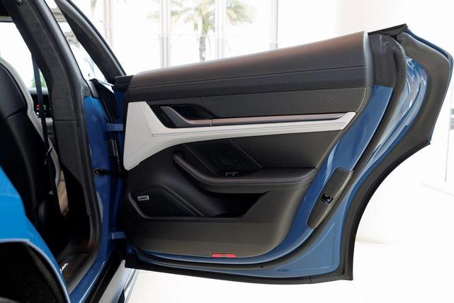 Photo of 2022 Blue Porsche Taycan
