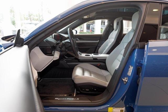 Photo of 2022 Blue Porsche Taycan
