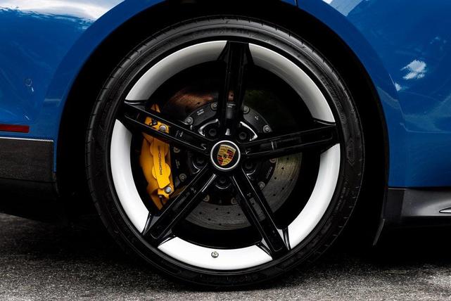 Photo of 2022 Blue Porsche Taycan