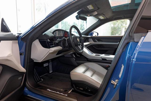 Photo of 2022 Blue Porsche Taycan