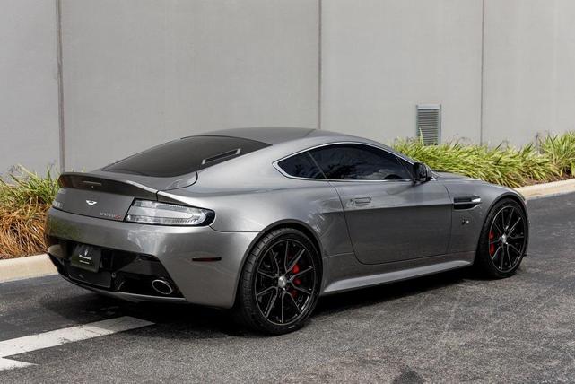 Photo of 2015 Tungsten Silver Aston Martin V12 Vantage S