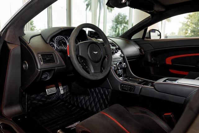 Photo of 2015 Tungsten Silver Aston Martin V12 Vantage S