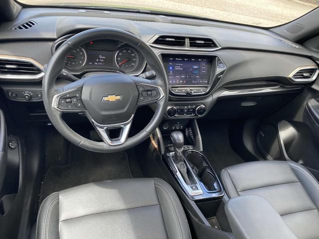 Photo of 2022 Zeus Bronze Metallic Chevrolet Trailblazer