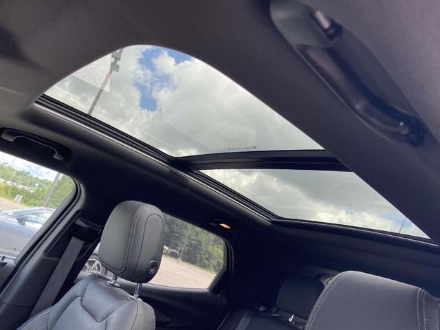 Photo of 2022 Zeus Bronze Metallic Chevrolet Trailblazer