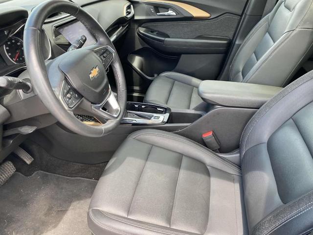 Photo of 2022 Zeus Bronze Metallic Chevrolet Trailblazer