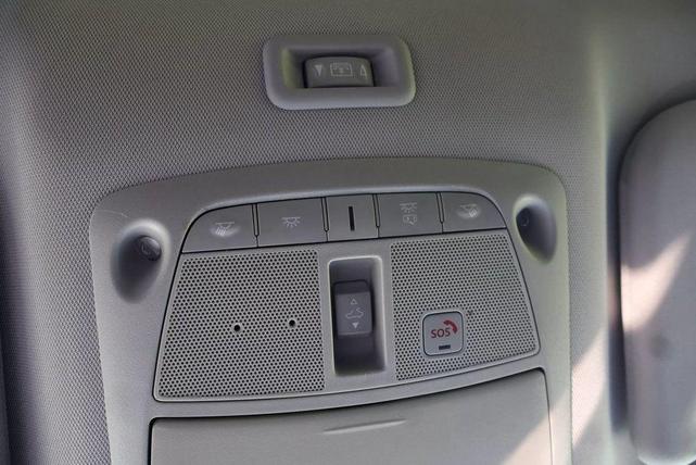 Photo of 2019 Magnetic Black Nissan Pathfinder