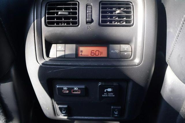 Photo of 2019 Magnetic Black Nissan Pathfinder