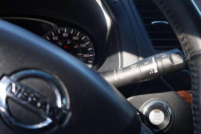 Photo of 2019 Magnetic Black Nissan Pathfinder