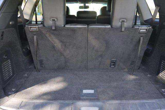 Photo of 2019 Magnetic Black Nissan Pathfinder