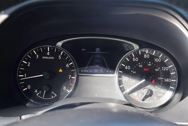 Photo of 2019 Magnetic Black Nissan Pathfinder
