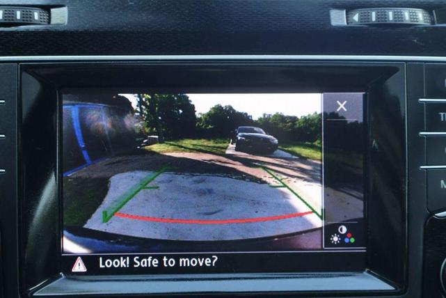 Photo of 2015 Gray Volkswagen Golf GTI