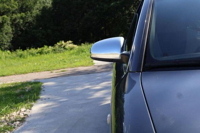 Photo of 2005 Gray Audi S4