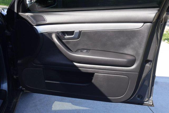 Photo of 2005 Gray Audi S4