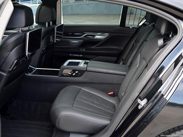 2018 BMW 750